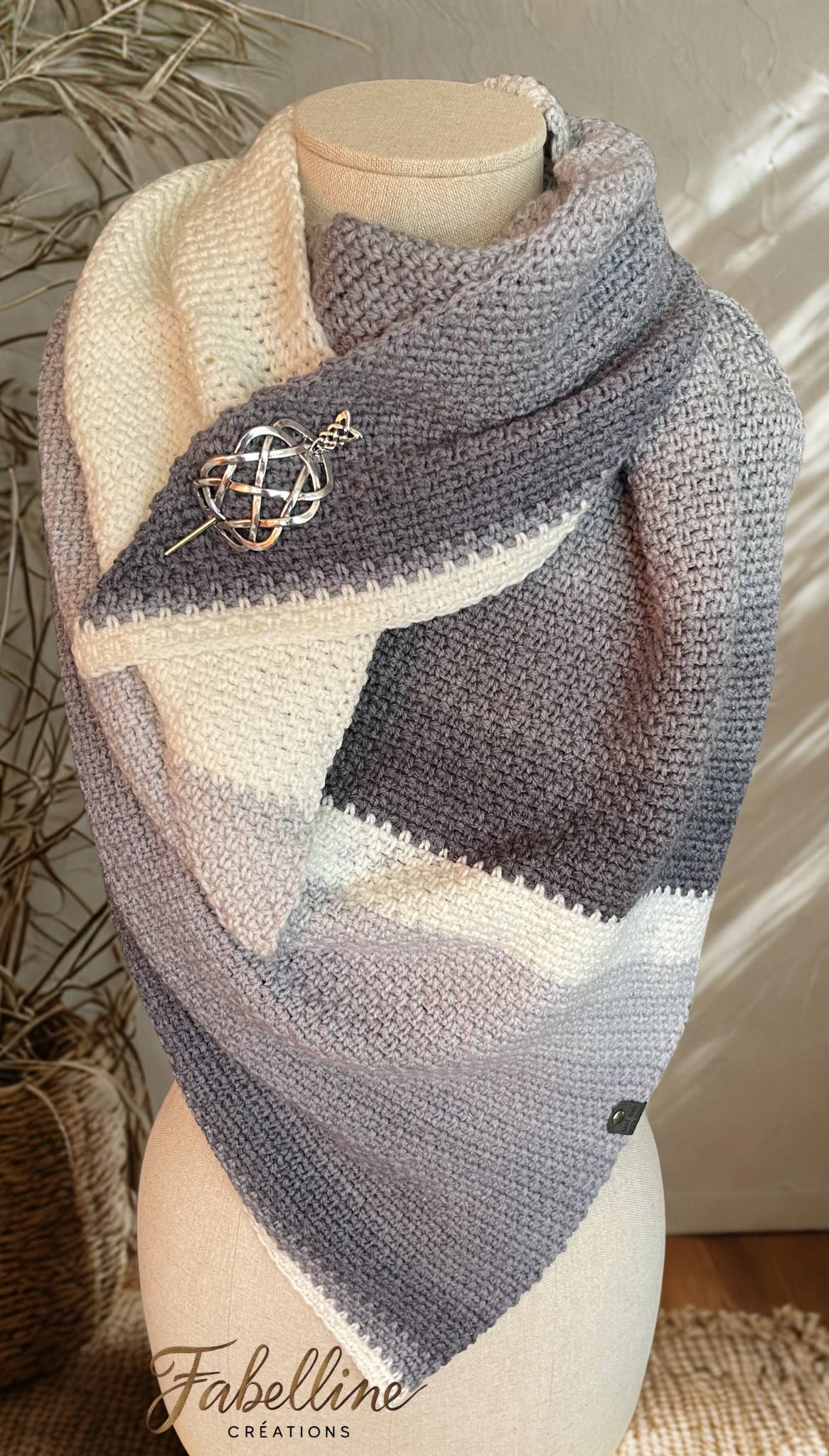 Châle d’hiver au crochet – modèle Ascott
